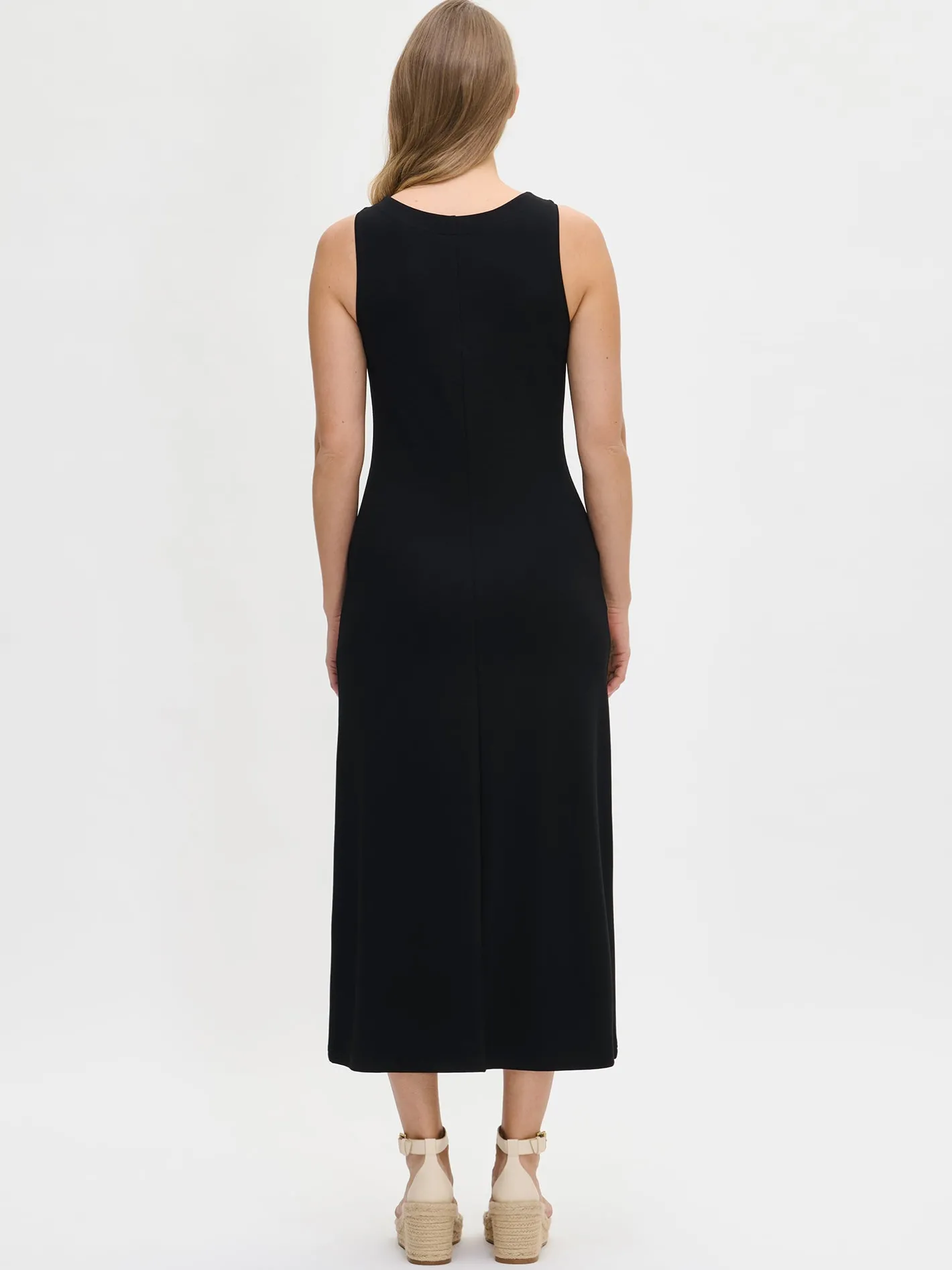 Nanso AIDA trikoomekko -* Mekot