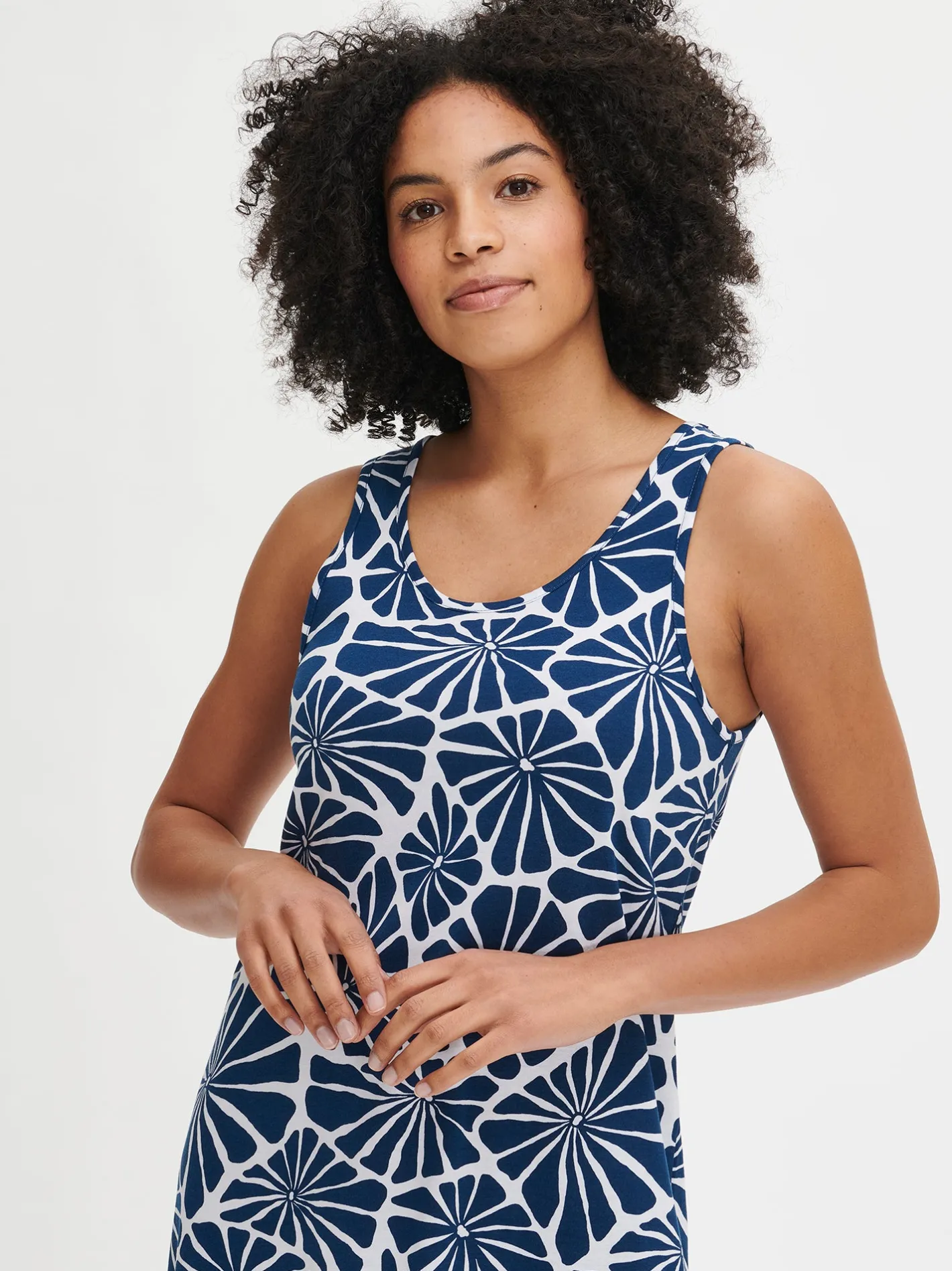 Nanso ARALIA lyhyt hihaton yöpaita -* Yöasut Ja Oloasut