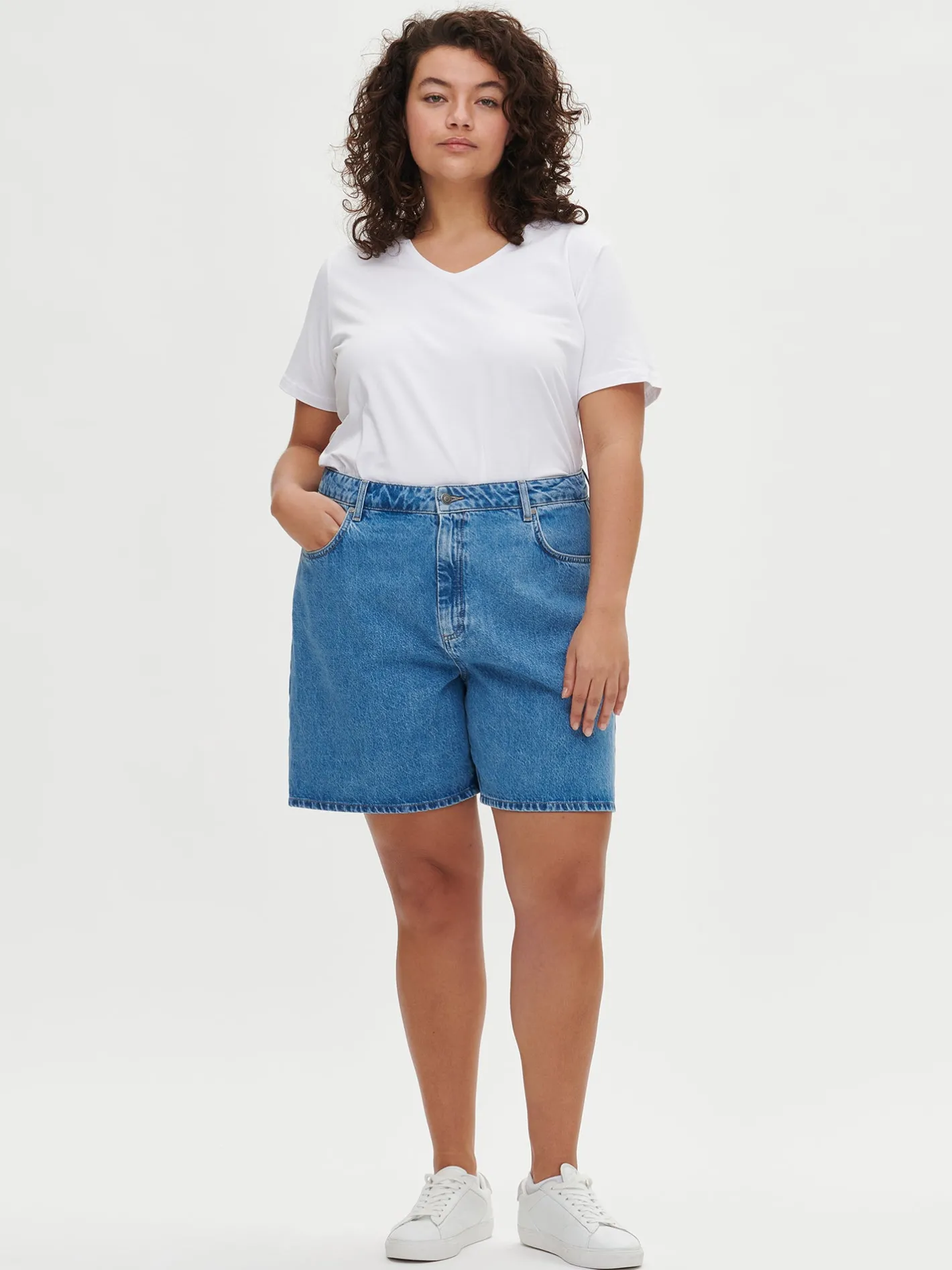 Nanso BASIC t-paita -* Basics|Paidat Ja Tunikat