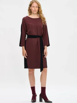 Nanso FIINE mekko -* Mekot