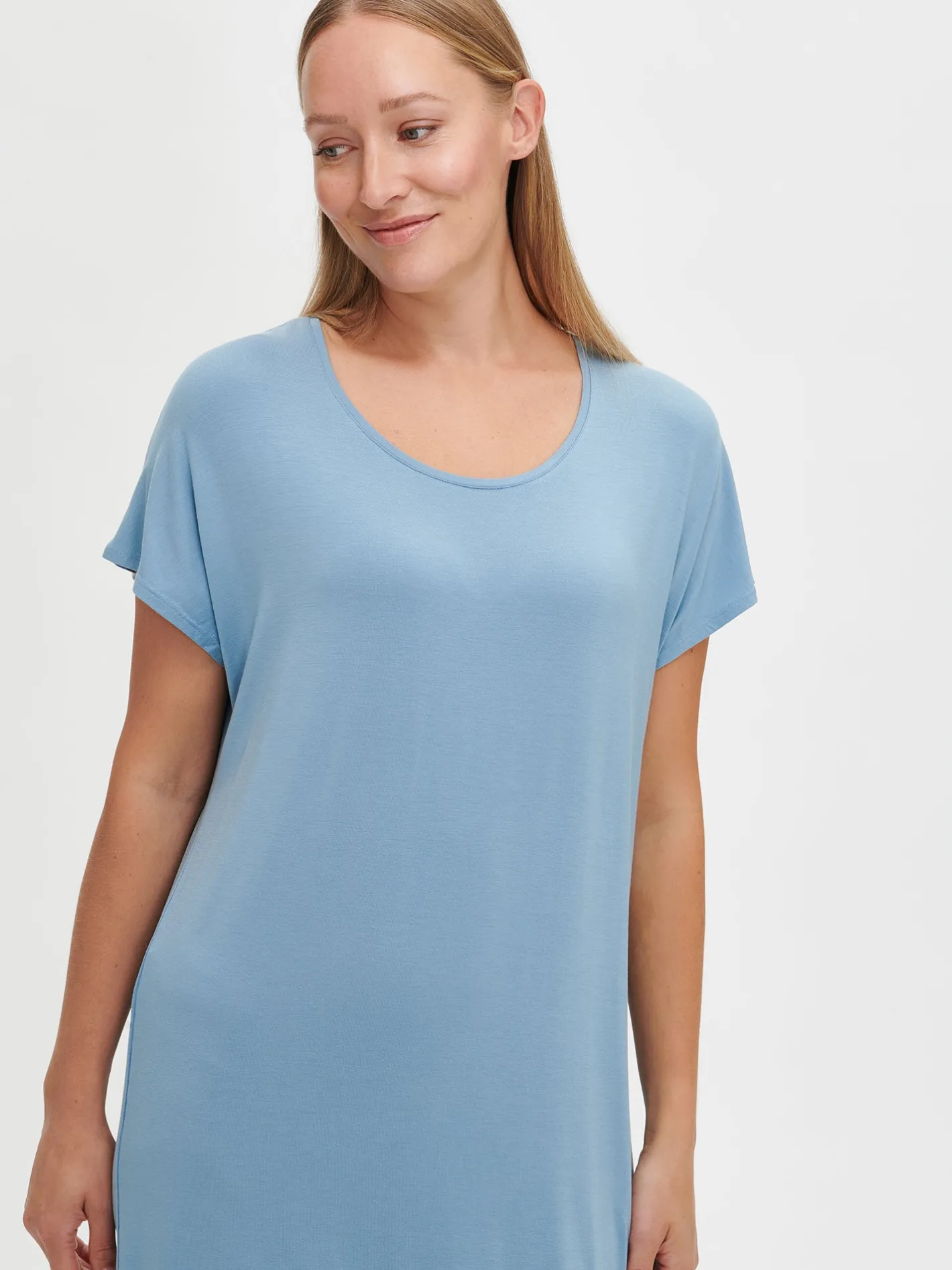 Nanso HENTO pitkä yöpaita -* Yöasut Ja Oloasut