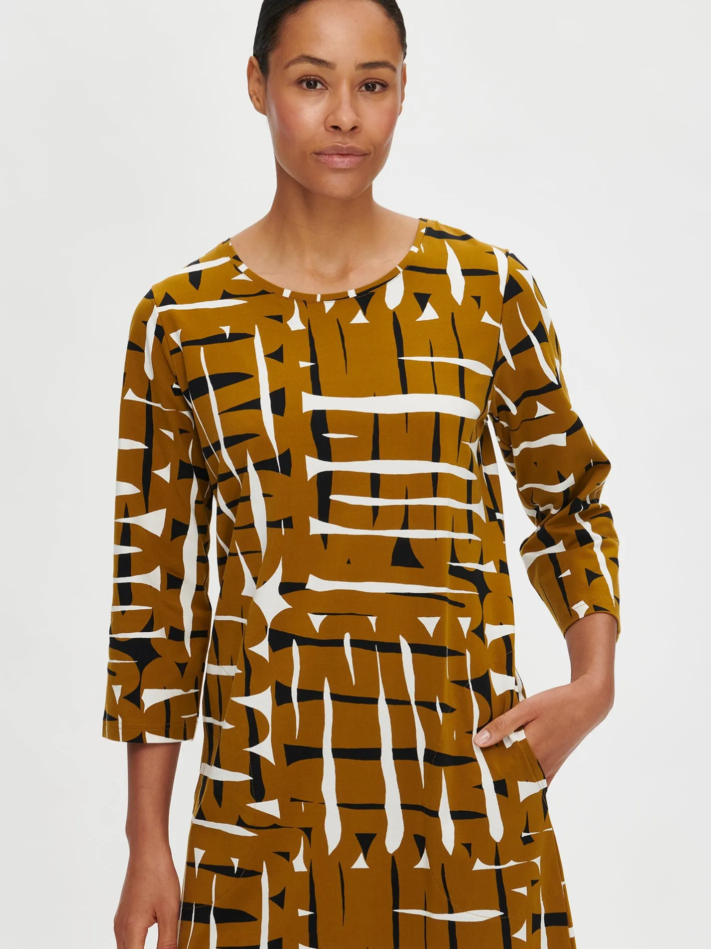 Nanso KAIKU trikoomekko -* Mekot