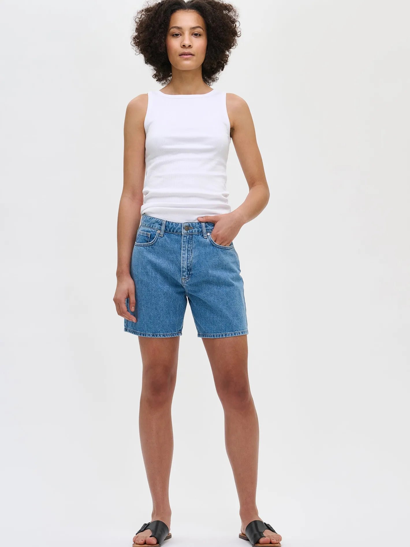 Nanso KAMILLA farkkushortsit -* Housut Ja Farkut