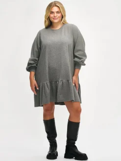 Nanso LEIJA mekko -* Mekot