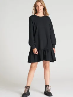 Nanso LEIJA mekko -* Mekot