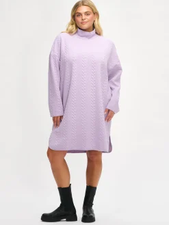 Nanso LETTI mekko -* Mekot