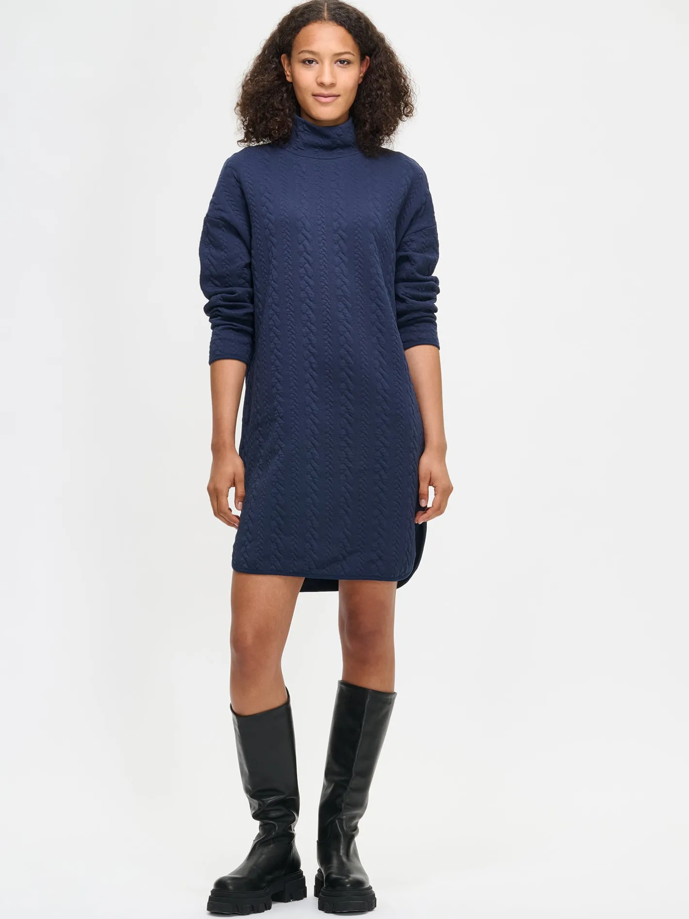 Nanso LETTI mekko -* Mekot