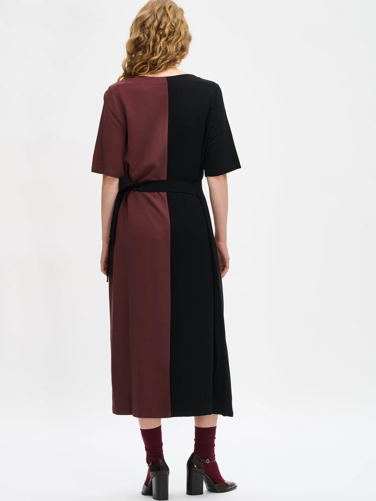 Nanso LYYRA mekko -* Mekot