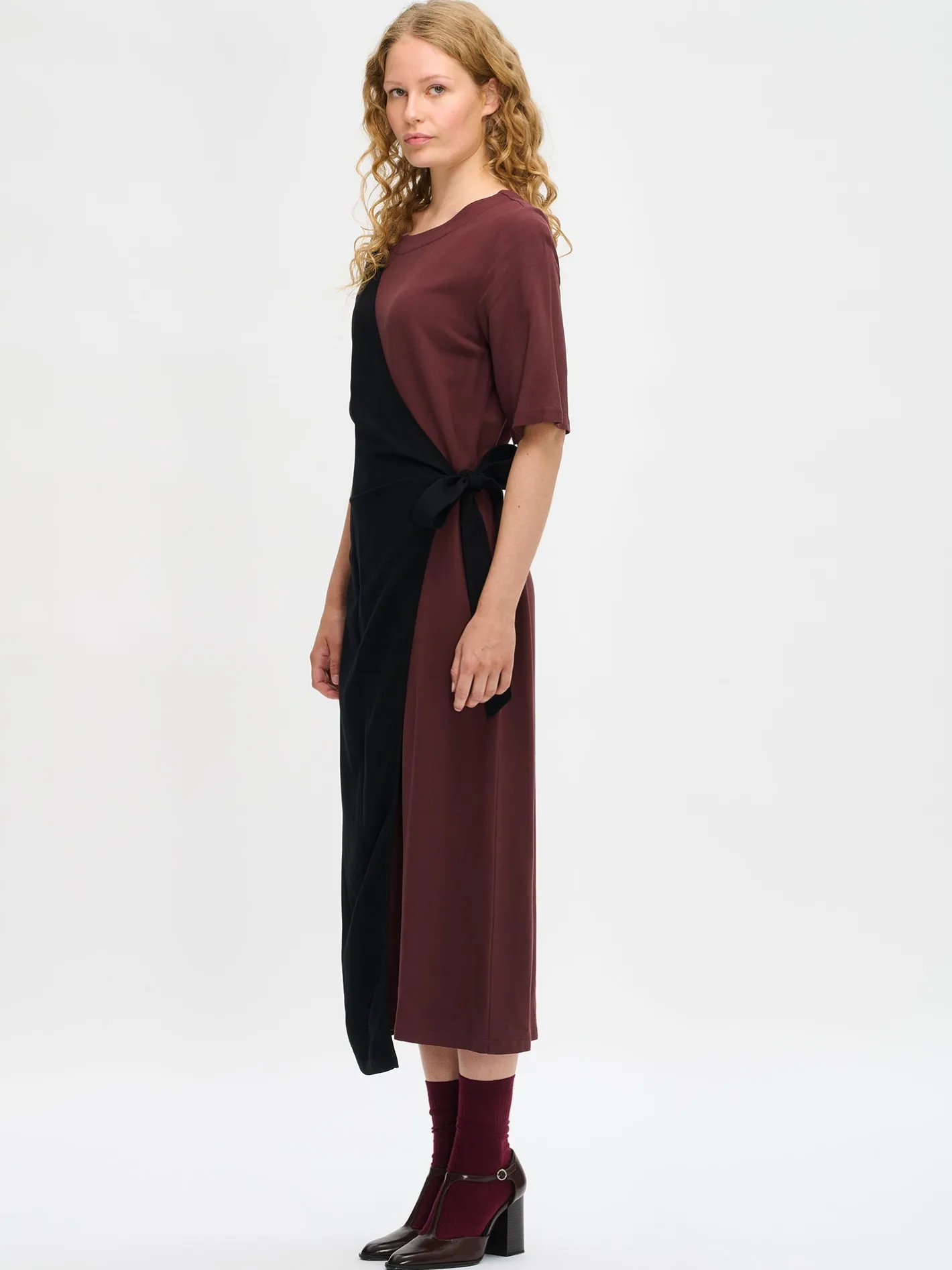 Nanso LYYRA mekko -* Mekot