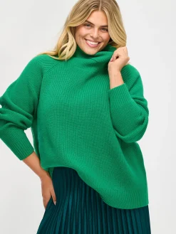 Nanso PAMELA neulepusero -* Neuleet