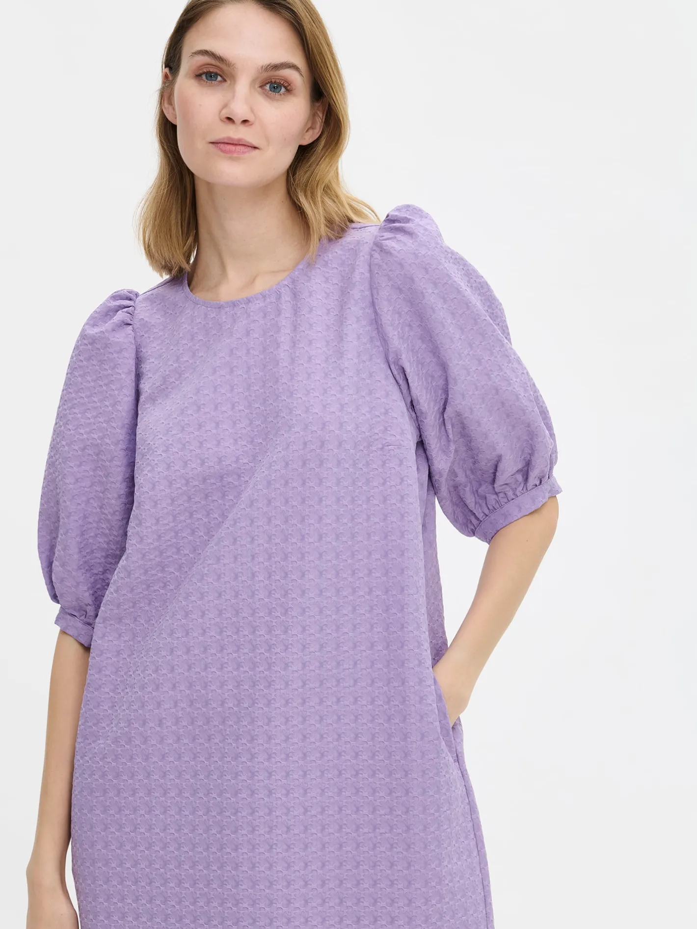 Nanso RELIEFI lyhyt kangasmekko -* Mekot