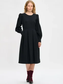 Nanso RELIEFI pitkä mekko -* Mekot