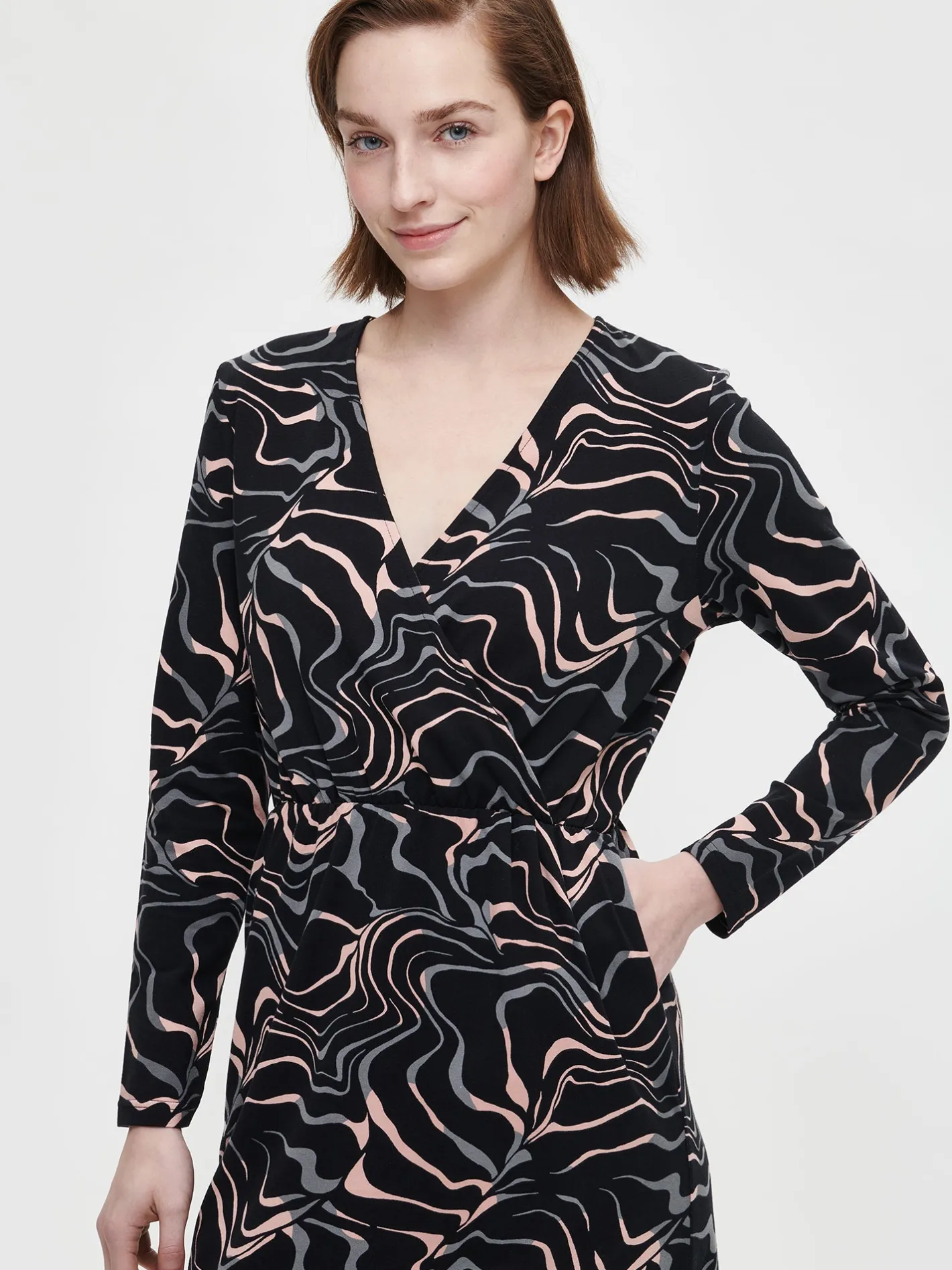 Nanso SAARA trikoomekko -* Mekot