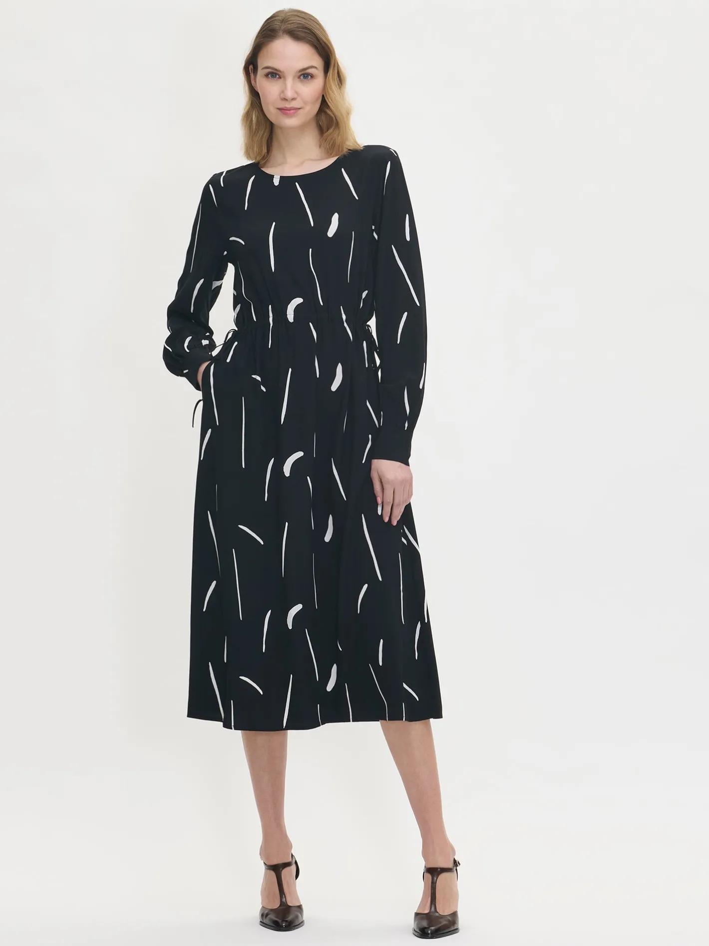 Nanso SIVELLIN midi kangasmekko -* Mekot