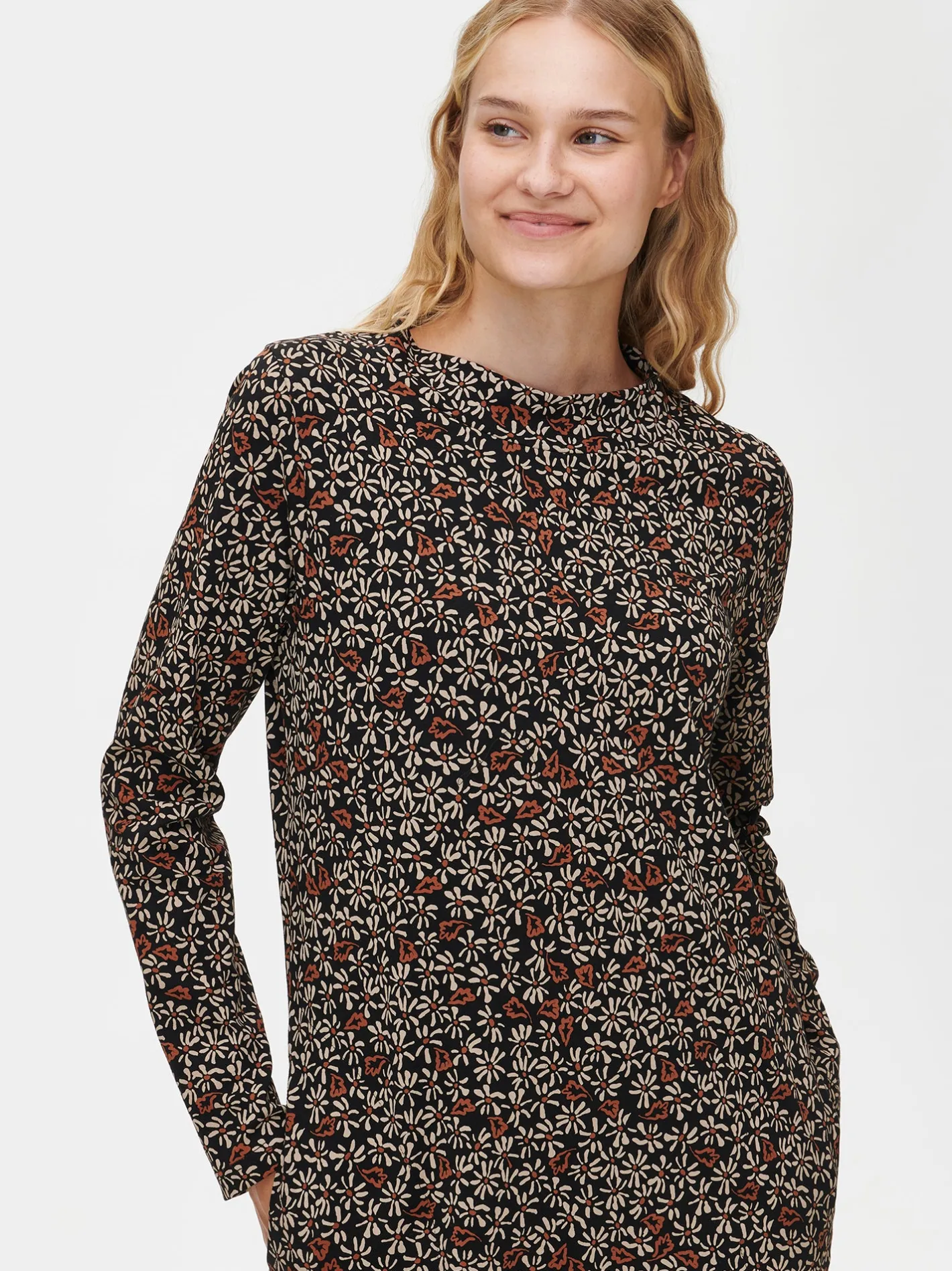 Nanso TAMMI trikoomekko -* Mekot