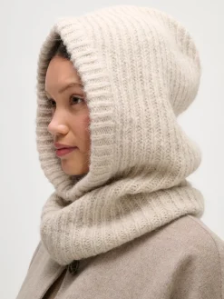 Nanso USVA neulehuppu -* Asusteet