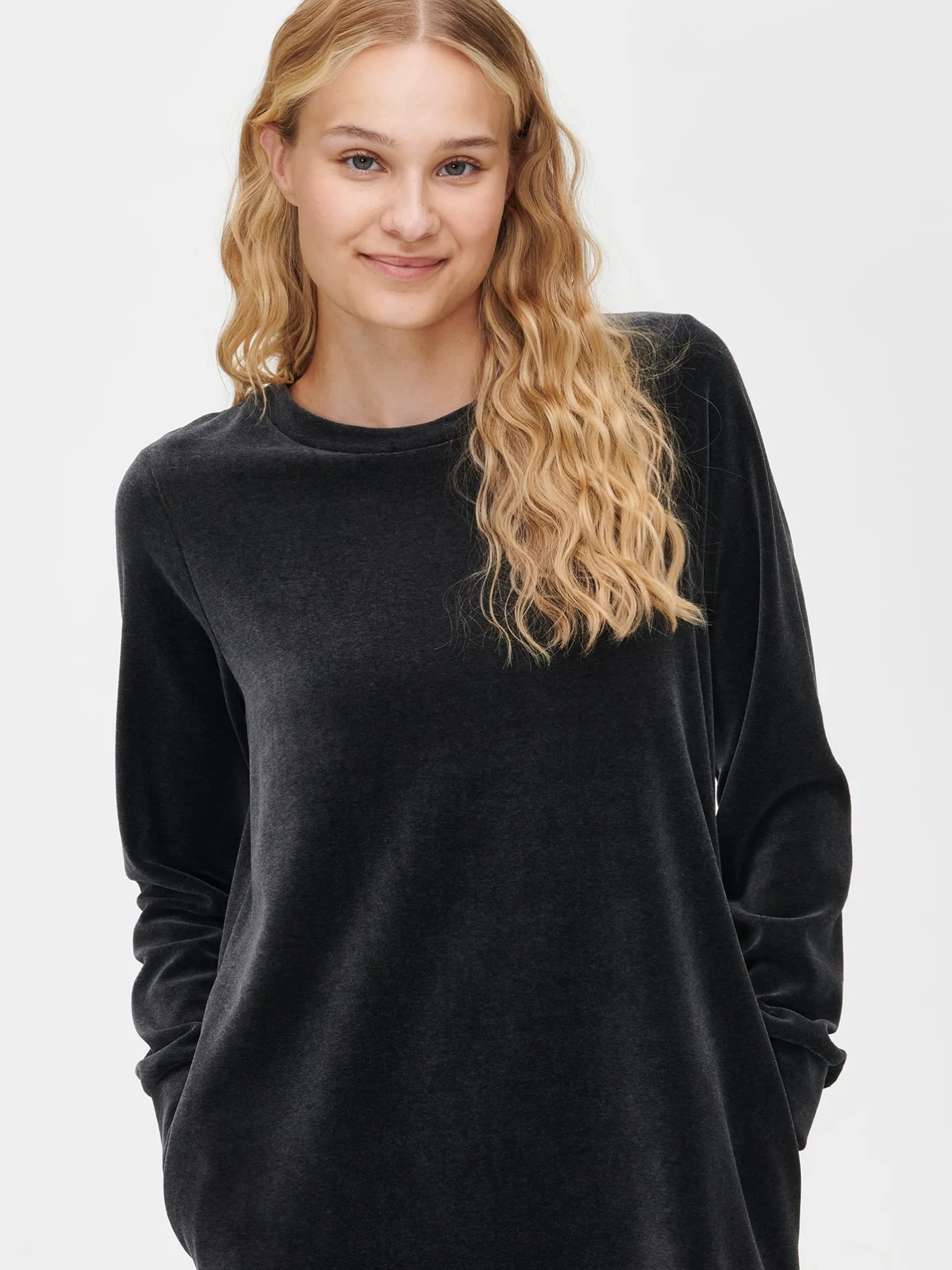 Nanso VELUURI mekko -* Yöasut Ja Oloasut|Mekot