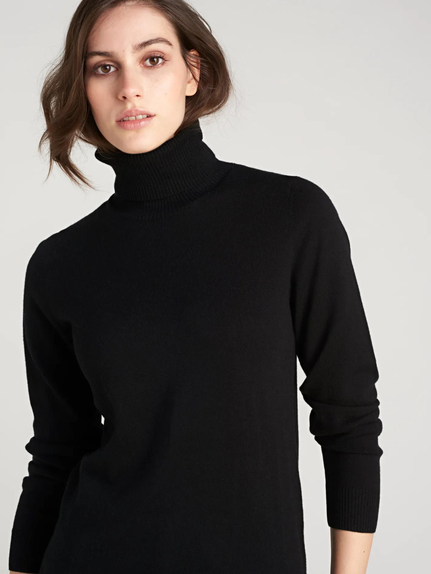 Nanso VILLIS pooloneule -* Neuleet